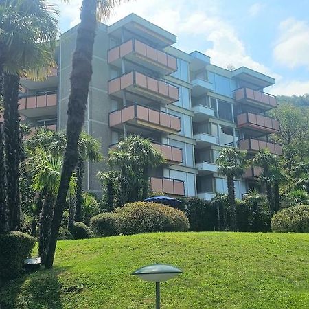 Idyllische Ferienwohnung In Bissone Bagian luar foto