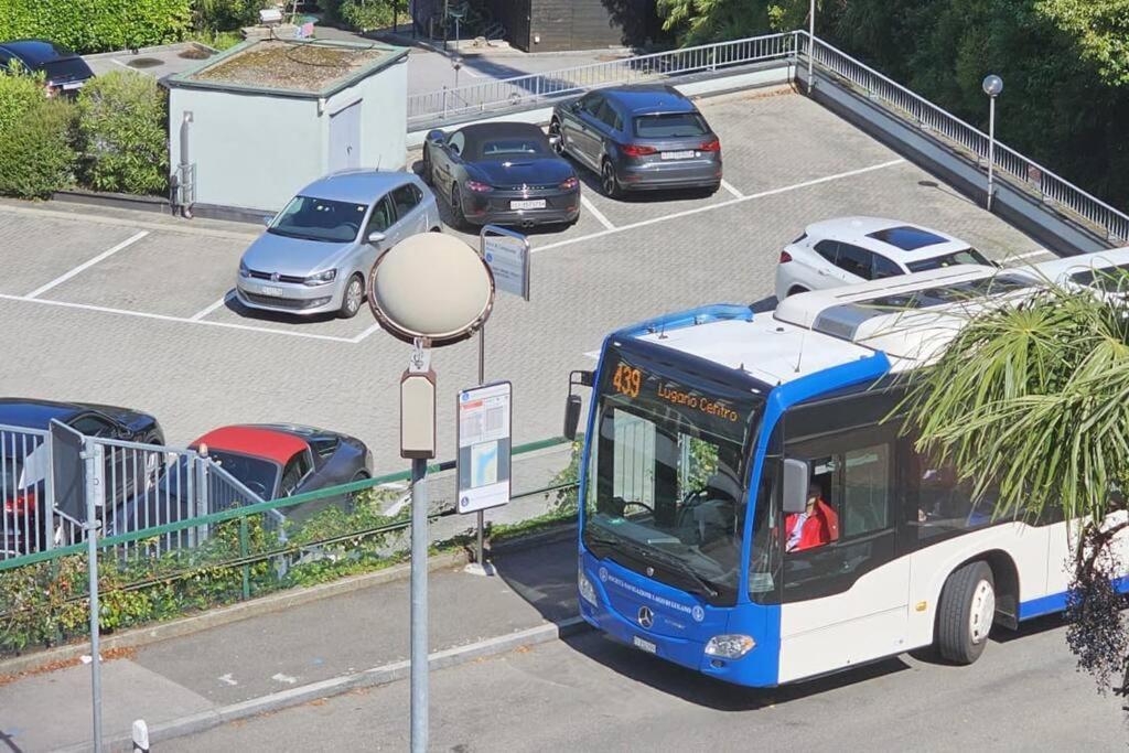 Idyllische Ferienwohnung In Bissone Bagian luar foto